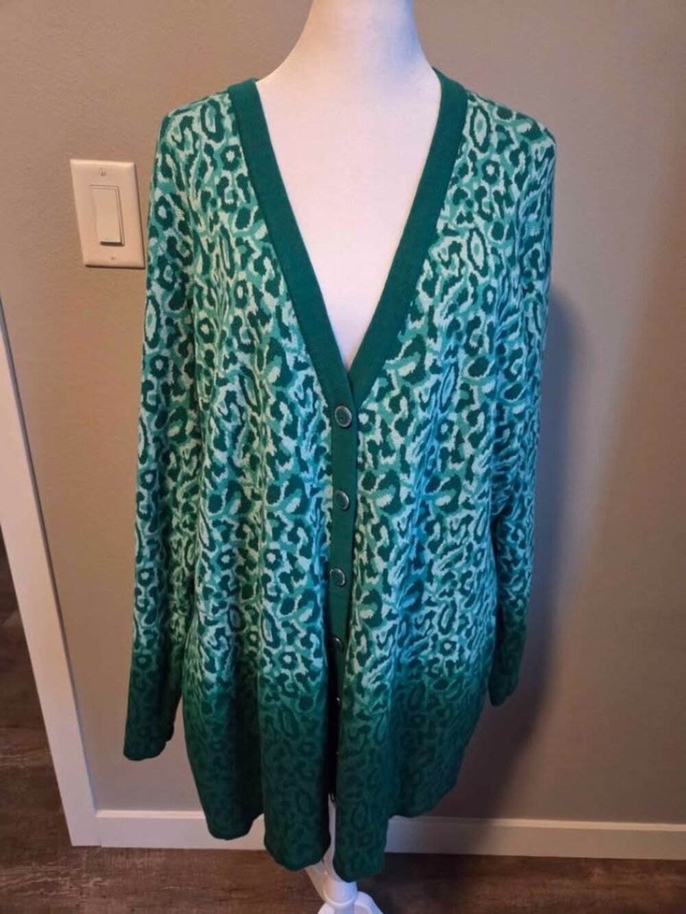 Isaac Mizrahi green ombre leopard cardigan 2XL 100% cotton